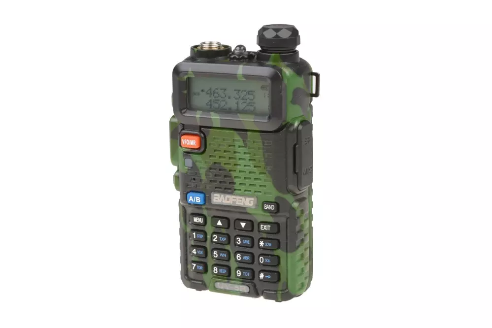 Ruční dvoukanálová vysílačka Baofeng UV-5R - krátká baterie (VHF / UHF) - kamufláž