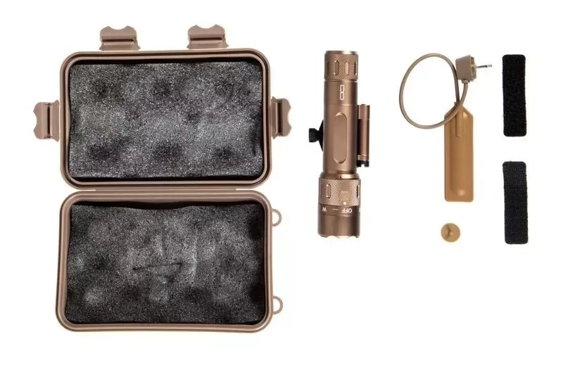 Lampe tactical WMX200 inclinable montage - Terre sombre