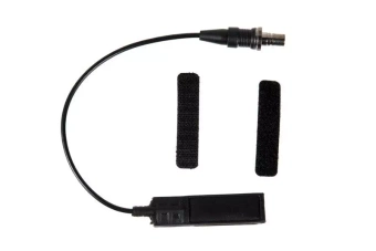 Gelový spínač pro taktické svítilny